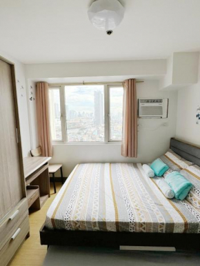 Fully Furnished 1BR Ridgewood Towers with 200Mbps WIFI